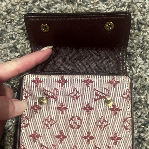 Louis Vuitton red denim wallet - Picture 3 of 7